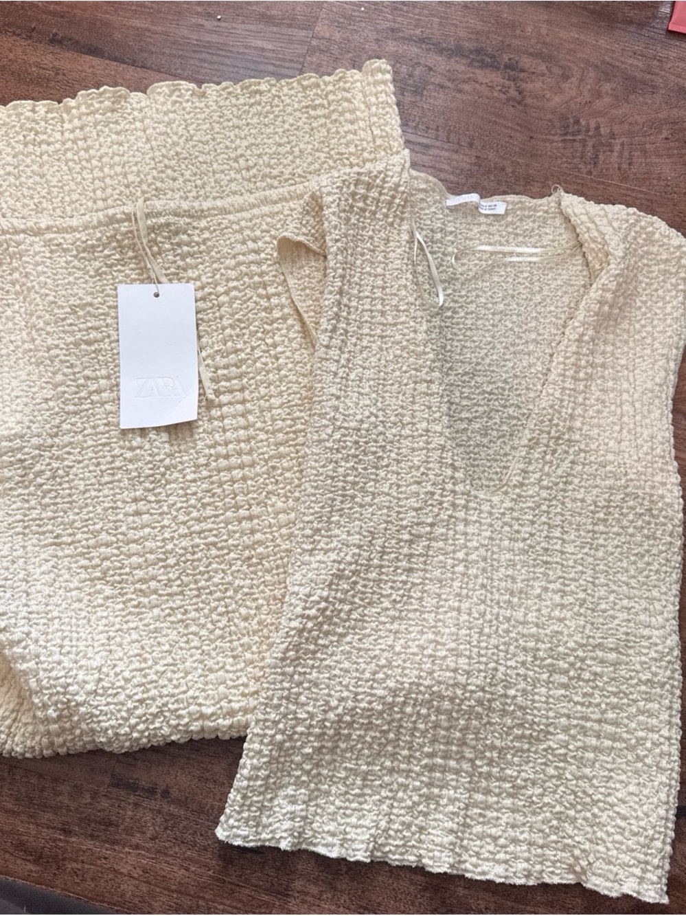 Zara Cream Textured Knit V-Neck Top & Matching Skirt Set